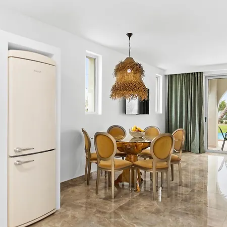 Le Palme Rhodes Willa Charaki